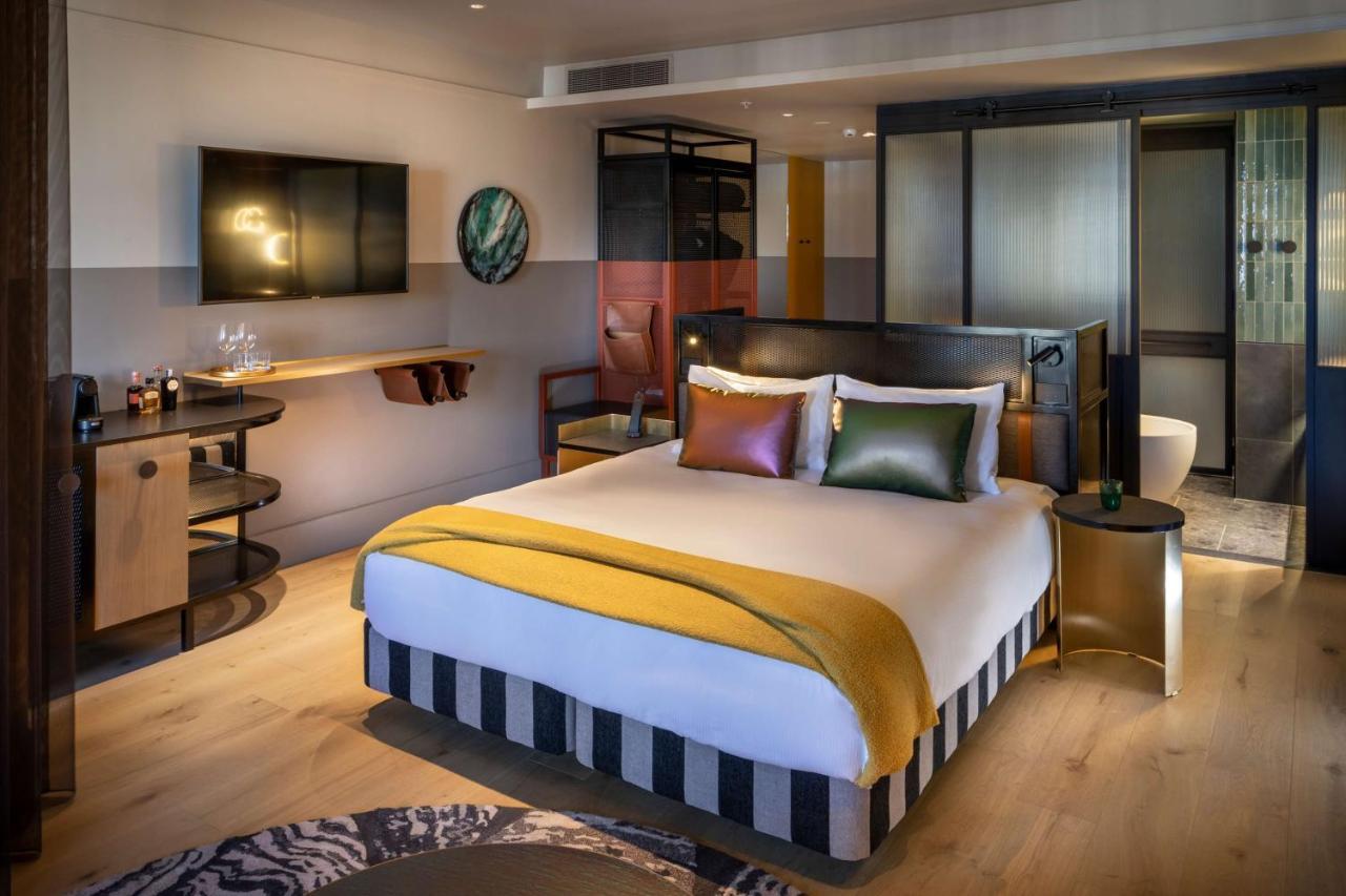 מלון Qt אוקלנד מראה חיצוני תמונה A room at the hotel