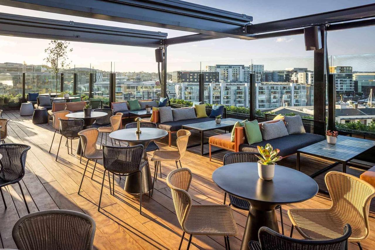 מלון Qt אוקלנד מראה חיצוני תמונה The rooftop bar at the hotel