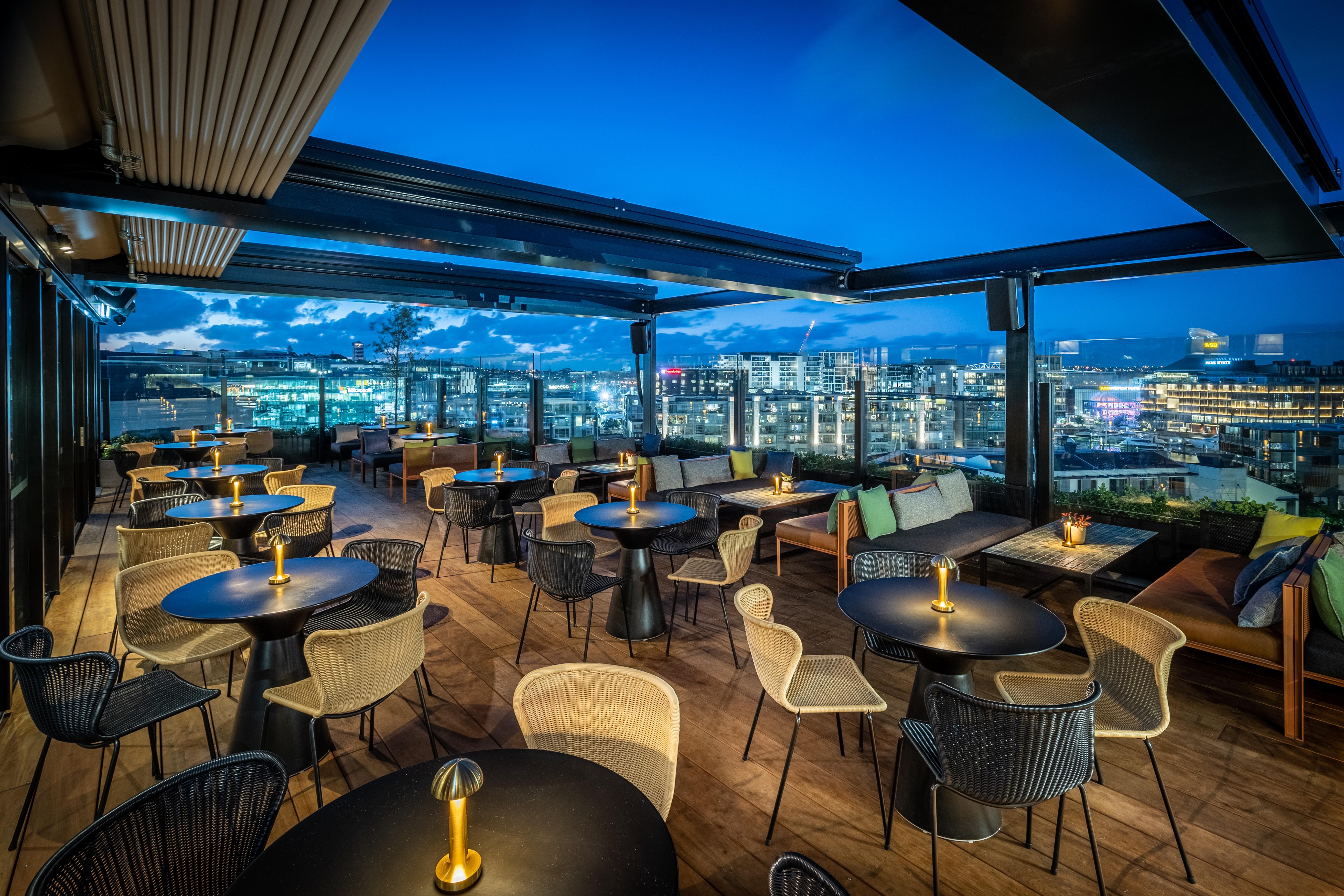 מלון Qt אוקלנד מראה חיצוני תמונה The Sky Bar
